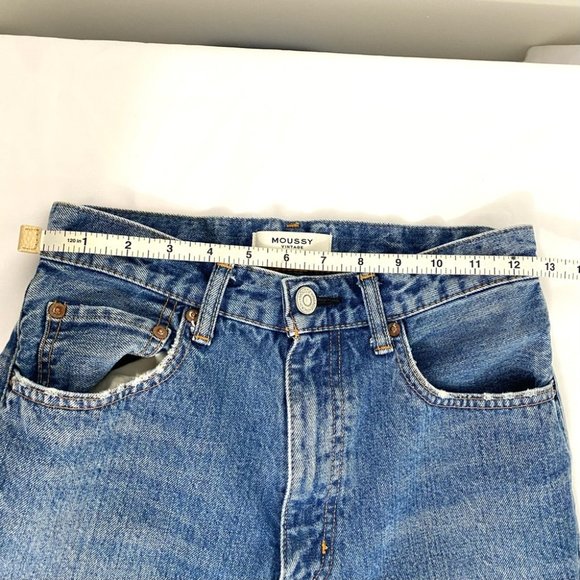 MOUSSY - Picture 8 of 11